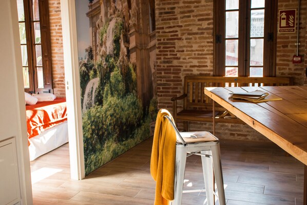 Coin salon dans le hall