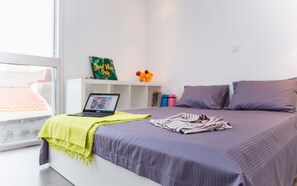 トラディショナル ルーム | 遮光カーテン、防音設備、アイロン / アイロン台、WiFi (無料)