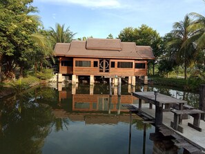 前台