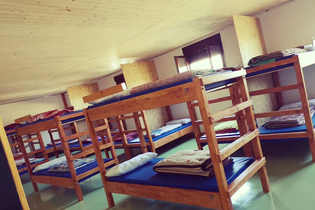 共用宿舍, 男女混合宿舍 (1 Bed in 12 Bed Dorm) | 隔音、免費無線上網、床單