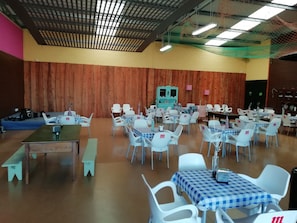 Shared Dormitory, Mixed Dorm (1 Bed in 12 Bed Dorm) | Living area - Crucesinn Albergue - Hostel (Padron)