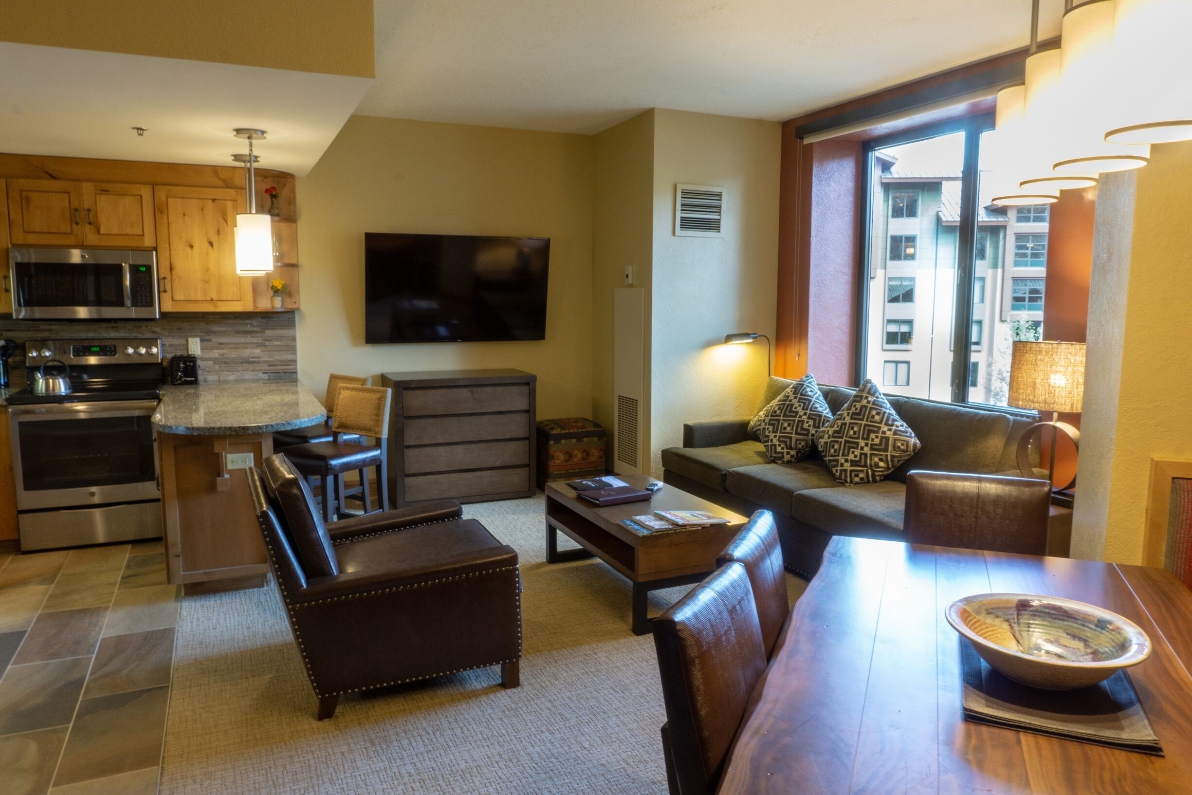 Studio | Living area