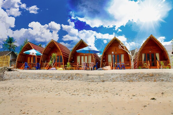 ด้านหน้าที่พัก