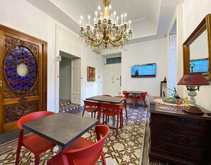 Dining - B&B Faleron (Naples)