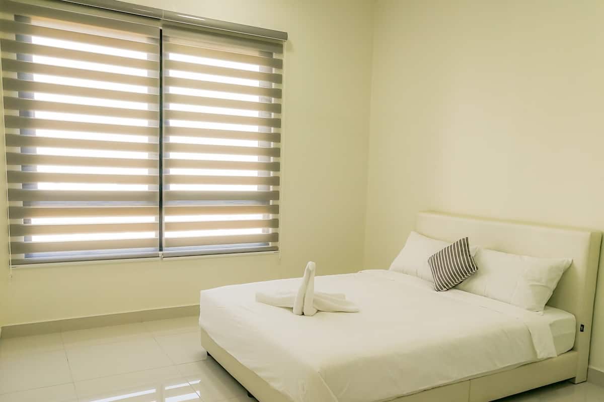 3 Bedrooms Cozy 3 Suites Pool View B2001 | WiFi