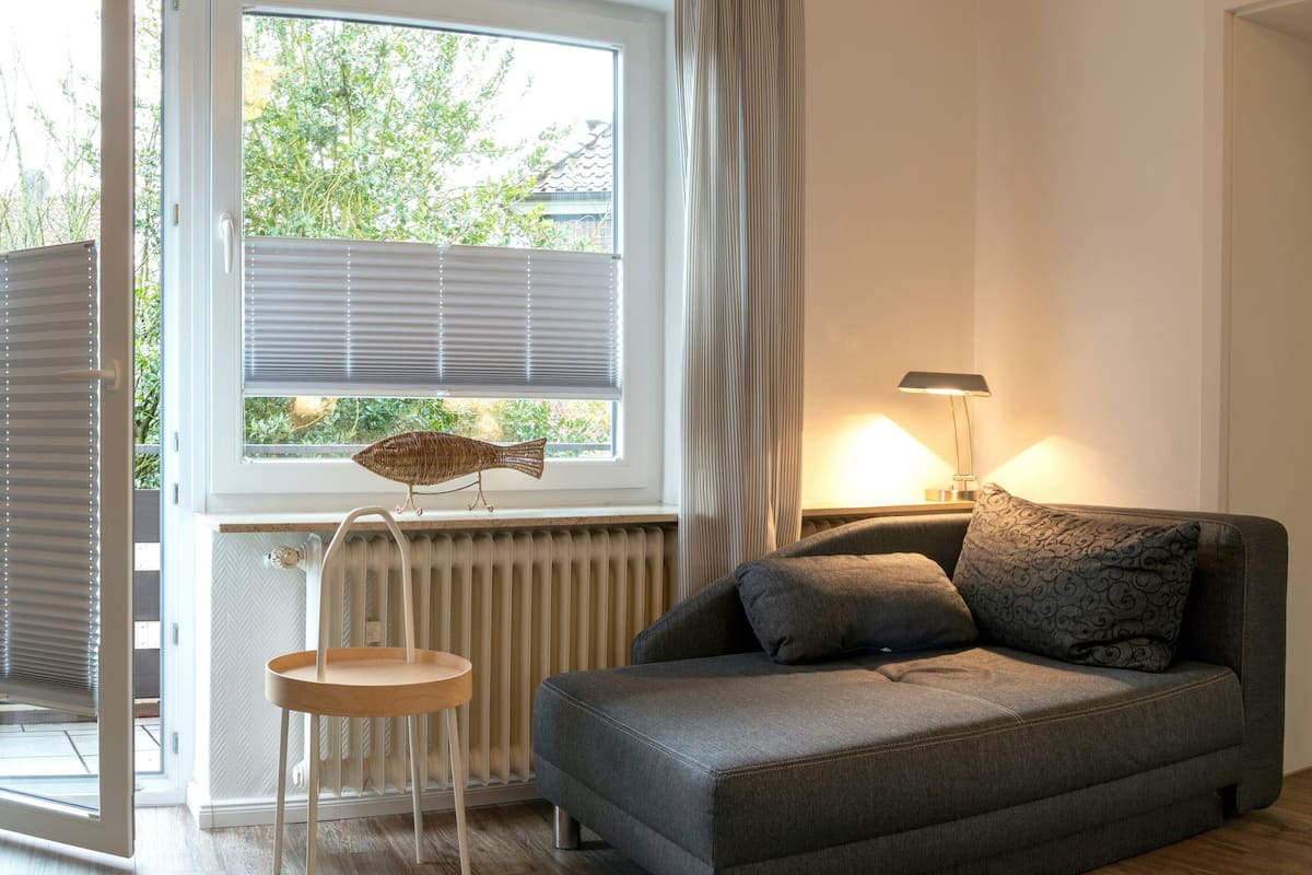 Deluxe Apartment, Private Bathroom (Ankerplatz 5) | Room amenity