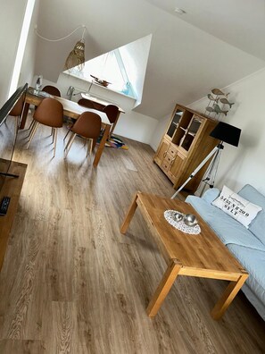 Superior Apartment, Private Bathroom (Ankerplatz 3) | Lounge