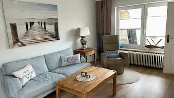 Superior Apartment, Private Bathroom (Ankerplatz 3) | Lounge