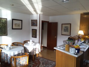 Desayuno continental incluido todos los días