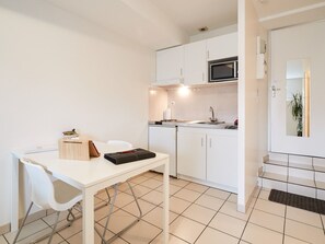 Studio Familial, salle de bains attenante, vue jardin | Divers