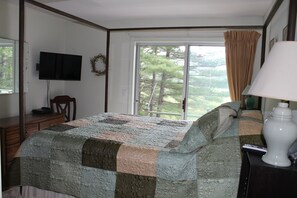 4 多间卧室、熨斗/熨衣板、免费 WiFi、床单