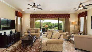 Sala de estar en el lobby