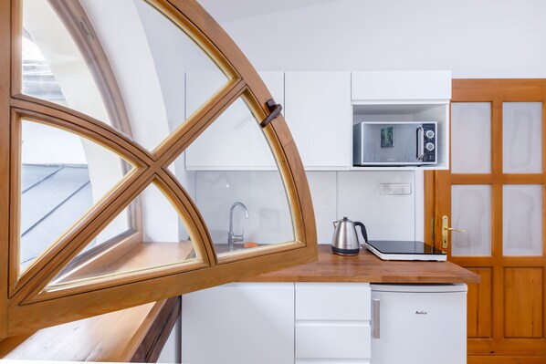 Economy Studio, Non Smoking, Private Bathroom | Private kitchenette - OK MAIN SQUARE Apartments (Kraków)