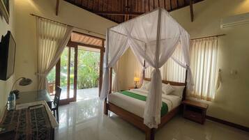 Chambre Double Supérieure, vue piscine