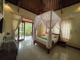 Superior Double Room, Pool View