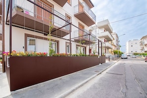 Exterior - Casa Ercoli (Vinci)