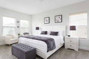 Villa familiale, baignoire à remous, côté jardin | 5 chambres, coffre-fort, espace de travail pour ordinateurs portables