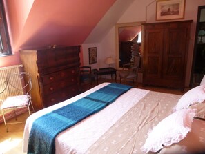 經典客房 | 2 間臥室、獨特裝潢、布置獨特、熨斗/熨衣板