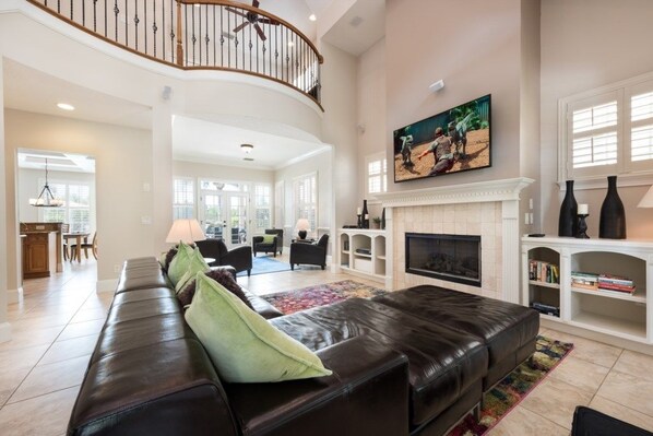 Family Villa, Hot Tub, Garden Area | Executive lounge