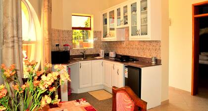 Victoria Lake View Guest House & Safaris