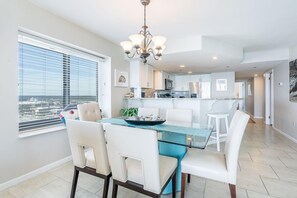 Dining - Summerchase 1108- Your Coastal Escape Awaits! Dive in and Relax! (Orange Beach)