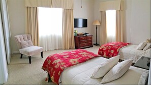 Villa familiar, hidromasaje, en el área del jardín | Servicios de la habitación