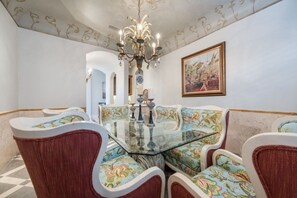 Couples’ dining - Je50502 - Reunion Resort - 6 Bed 5 Baths Villa (Kissimmee)
