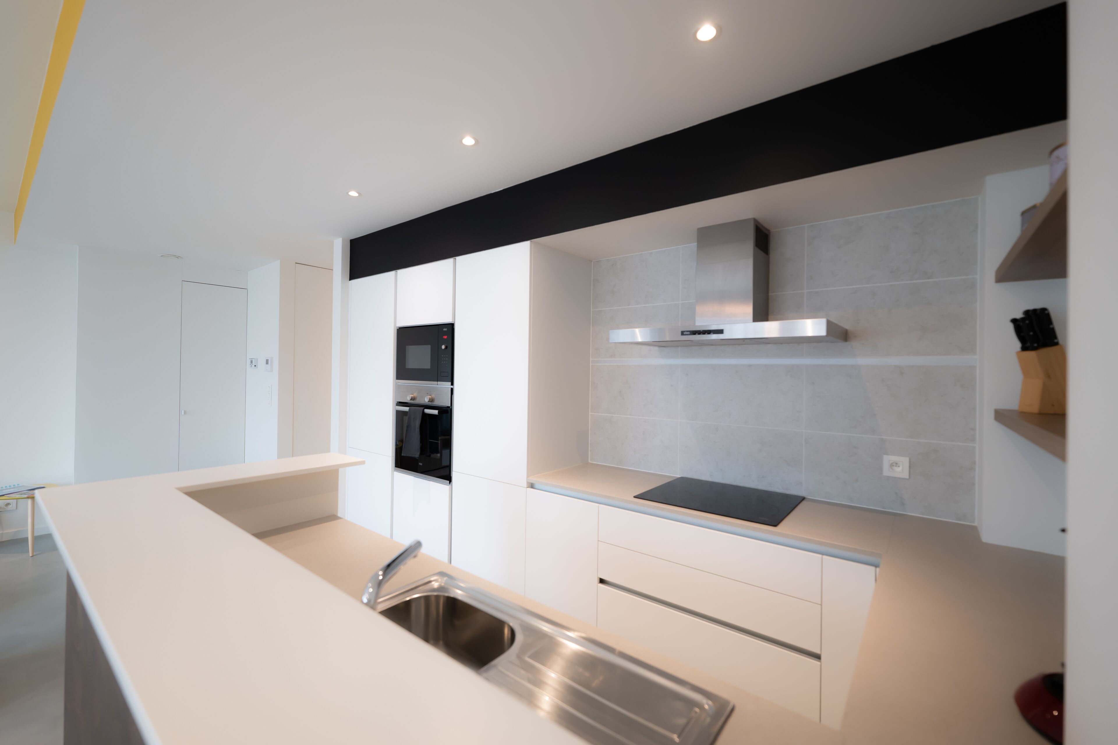 Superior appartement, 1 slaapkamer, niet-roken | Privékeuken | Een koelkast, een magnetron