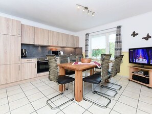 Køleskab, mikrobølgeovn, ovn, opvaskemaskine