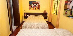 Tomannsrom | Safe på rommet, skrivebord, wi-fi (inkludert) og sengetøy