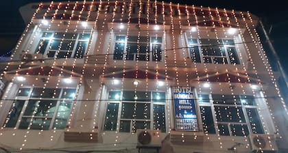Hotel summer Hill