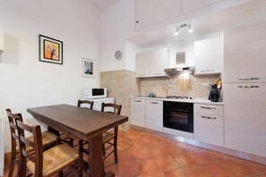 Private kitchenette - A Different Side of Florence (Florence)