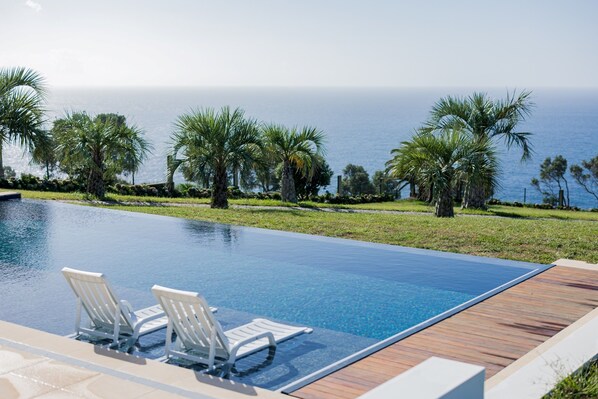 Outdoor pool, sun loungers