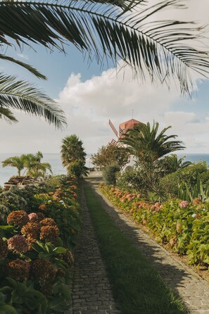 Exterior - Moinho das Feteiras (Ponta Delgada)