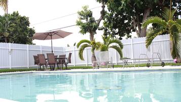 Outdoor pool, sun loungers