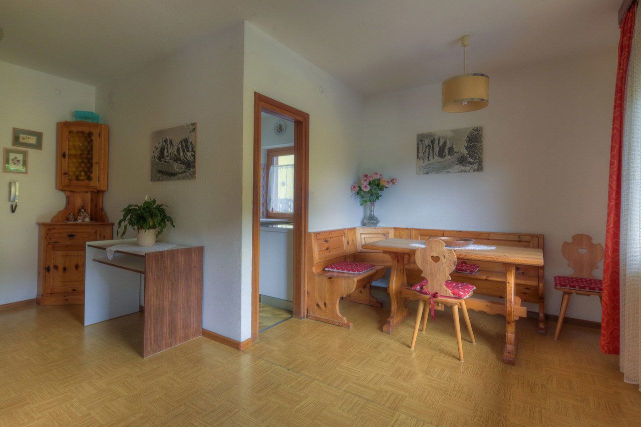 Apartment, 2 Schlafzimmer | Wohnbereich | Flachbildfernseher