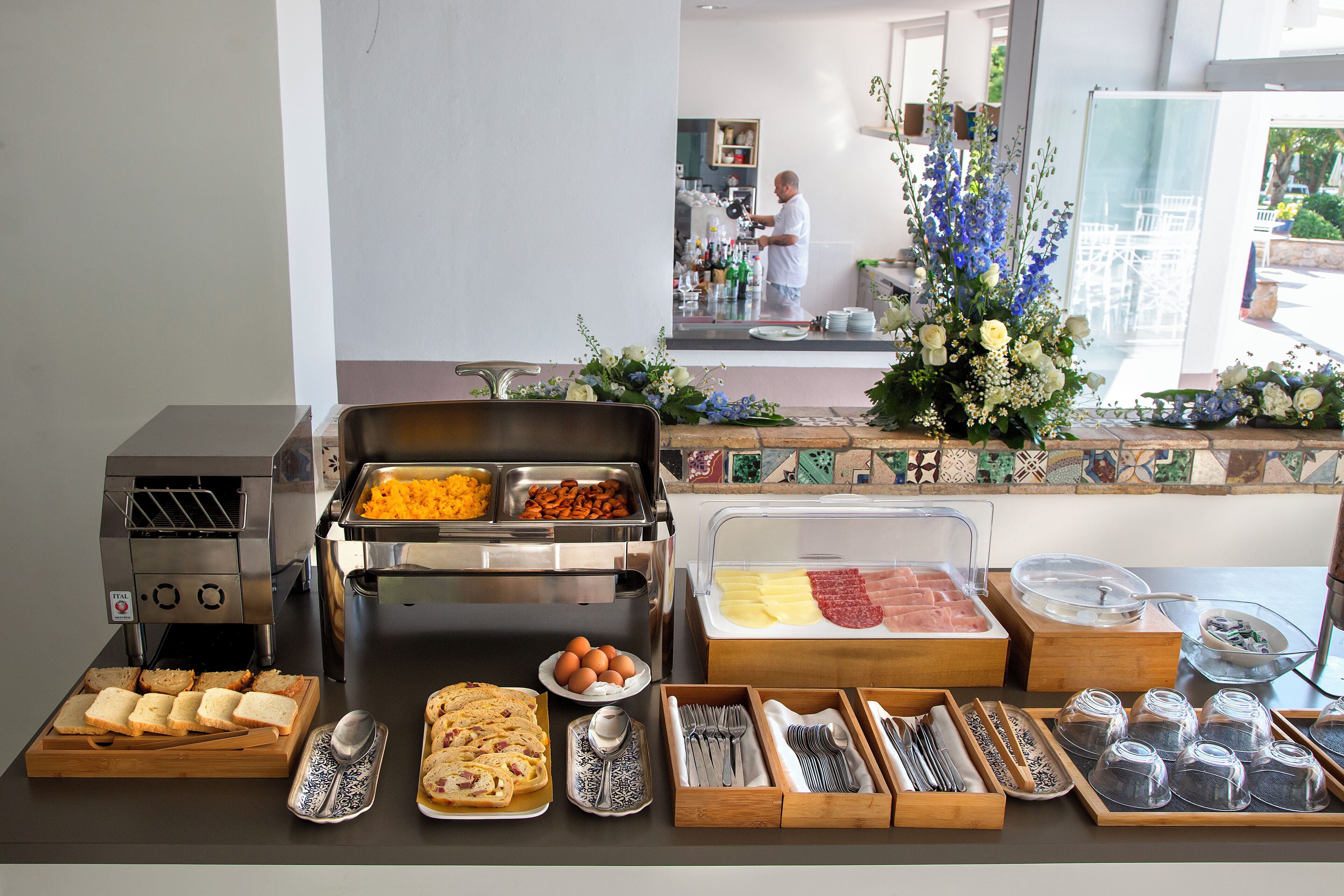 Tägliches inbegriffenes Frühstücksbuffet