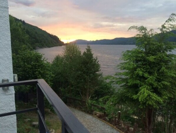 Balcony - The Lochside Hostel (Inverness)