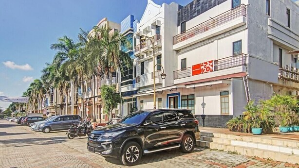 Unclassified image, 1 of 47, button - RedDoorz near Mall Of Indonesia (Jakarta)