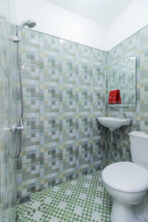 Double Room | Bathroom