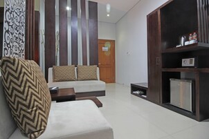 行政客房 | 客厅 | 平板电视