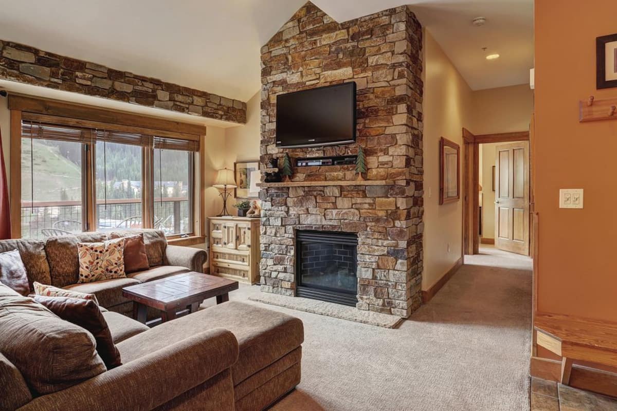 Condo, 3 Bedrooms, Non Smoking | Individually decorated, individually furnished, iron/ironing board