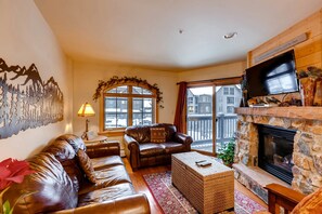 Individually decorated, individually furnished, iron/ironing board - River Run Village by Gondola Resorts (Keystone)