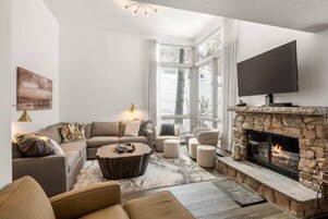 Condo, 3 Bedrooms, Non Smoking | Individually decorated, individually furnished, iron/ironing board