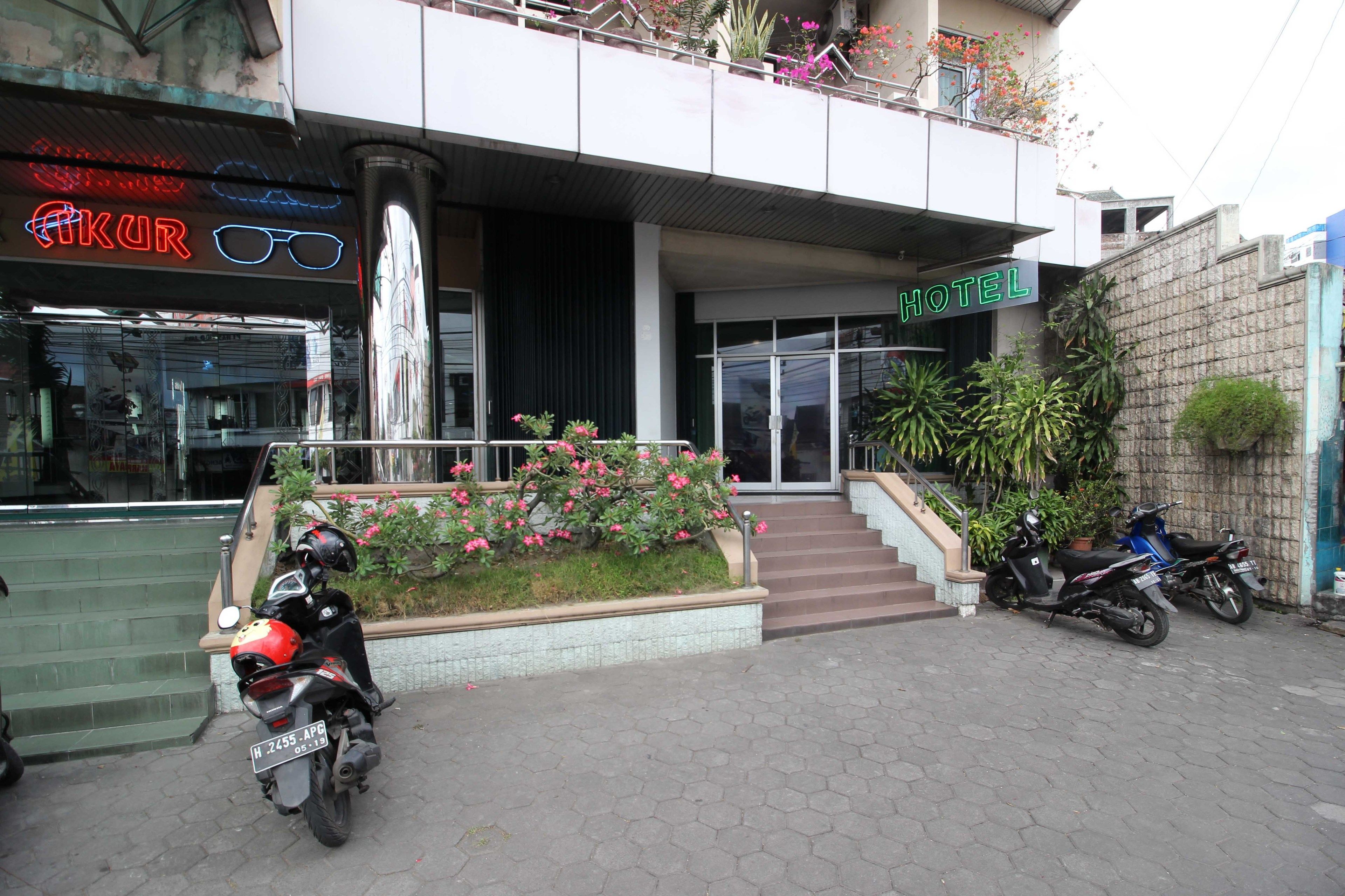 Photo - Akur Hotel Malioboro Mitra RedDoorz