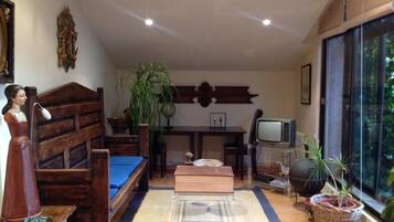 Ferienhaus, 6 Schlafzimmer | Wohnzimmer | Fernseher