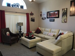 Villa, 4 Bedrooms, Private Pool | Living room