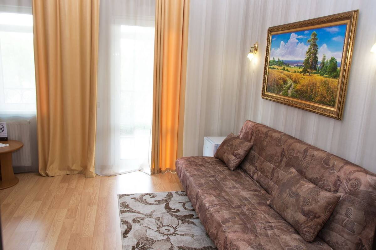 Family Quadruple Room | Hypo-allergenic bedding available, minibar, in-room safe