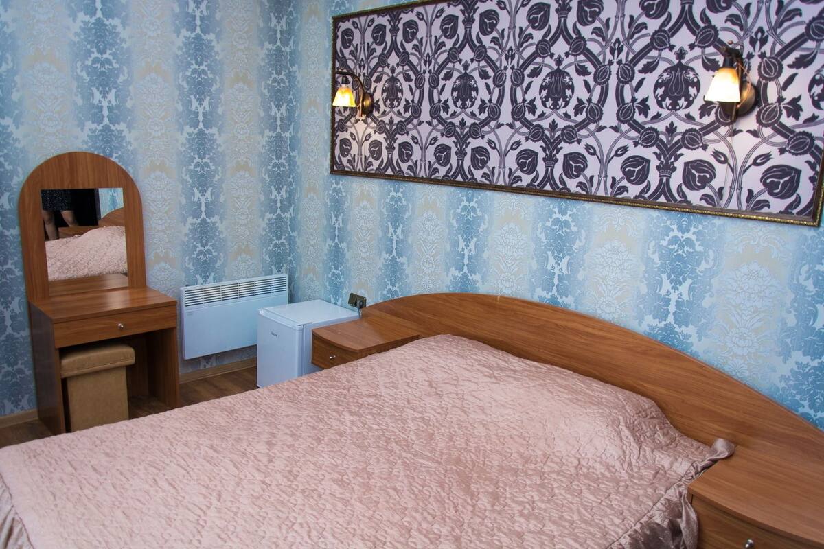 Superior Double Room | Hypo-allergenic bedding available, minibar, in-room safe