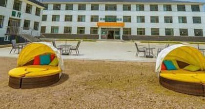 Yijie Holiday Chain Hotel